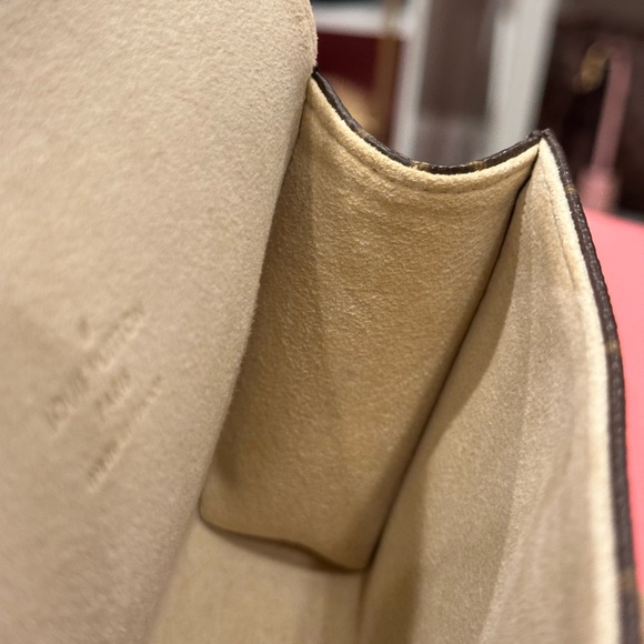 Louis Vuitton Pochette Florentine Belt Bag M - Picture 11 of 15